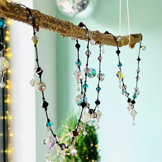 Art Deco 2-Meter Christmas Garland with Crystal Beads, Pendants, Silver, Emerald, and Pink Accents - Handmade Festive Decor